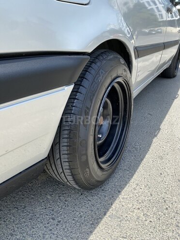 Volkswagen Golf 1994, 250,000 km - 1.8 l - Bakı
