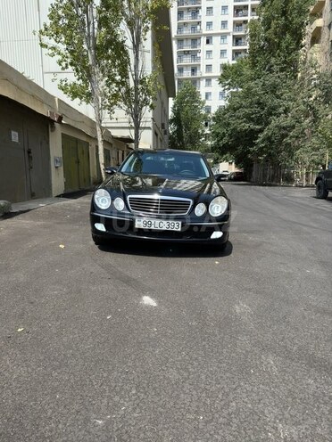 Mercedes E 240 2003, 275,000 km - 2.4 л - Bakı