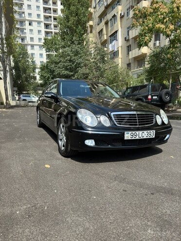 Mercedes E 240 2003, 275,000 km - 2.4 л - Bakı