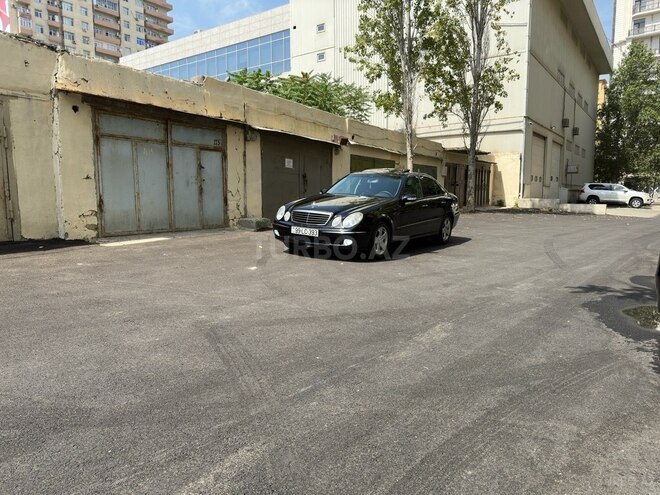 Mercedes E 240 2003, 275,000 km - 2.4 л - Bakı