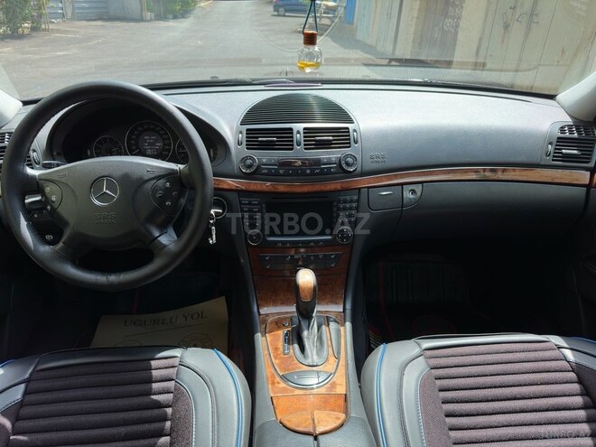 Mercedes E 240 2003, 275,000 km - 2.4 л - Bakı