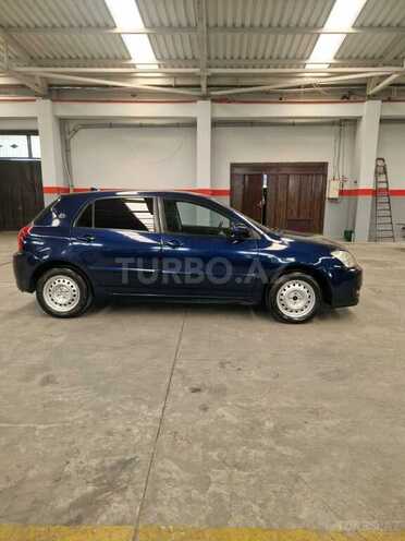Toyota Corolla 2004, 290,000 km - 1.4 l - Saatlı