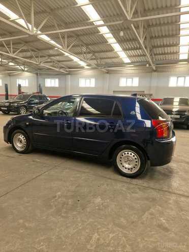 Toyota Corolla 2004, 290,000 km - 1.4 l - Saatlı