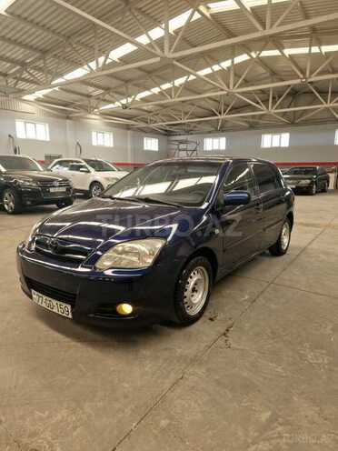 Toyota Corolla 2004, 290,000 km - 1.4 l - Saatlı