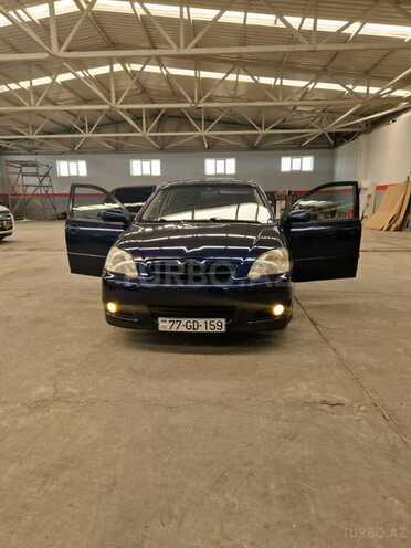Toyota Corolla 2004, 290,000 km - 1.4 l - Saatlı