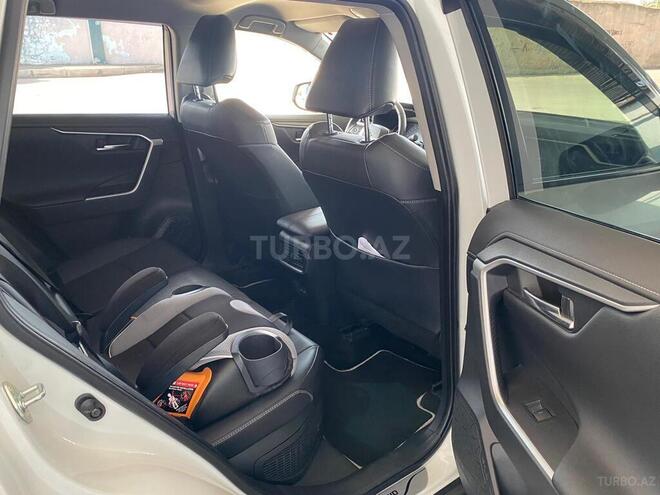 Toyota RAV4 2022, 27,127 km - 2.5 l - Bakı