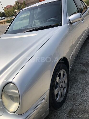 Mercedes E 270 2000, 347,000 km - 2.7 л - Bakı