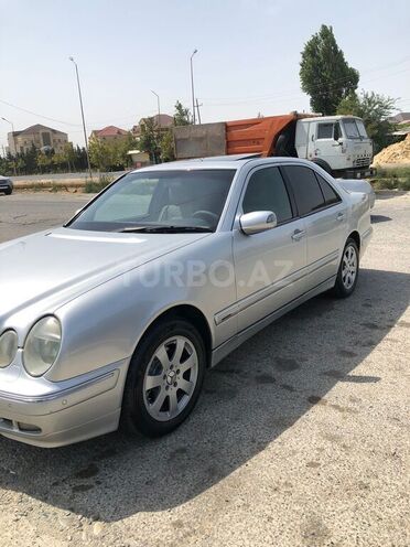 Mercedes E 270 2000, 347,000 km - 2.7 л - Bakı