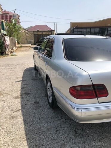 Mercedes E 270 2000, 347,000 km - 2.7 л - Bakı