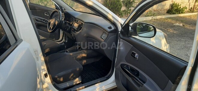Kia Rio 2011, 301,256 km - 1.4 l - Naxçıvan