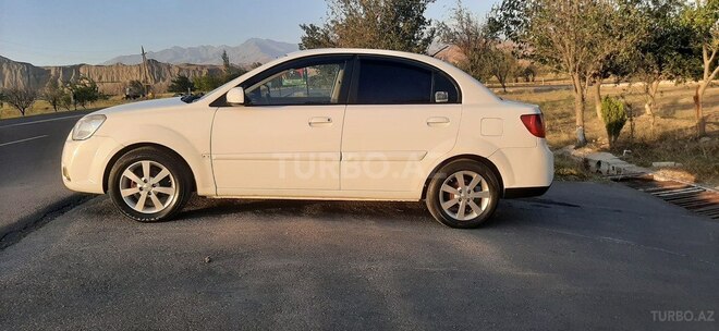Kia Rio 2011, 301,256 km - 1.4 l - Naxçıvan