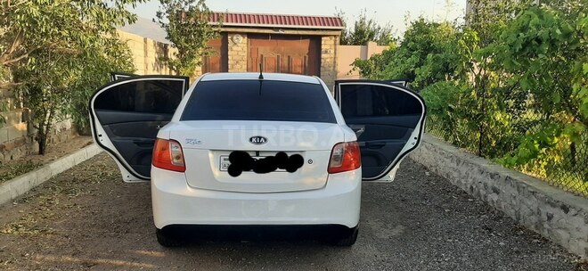 Kia Rio 2011, 301,256 km - 1.4 l - Naxçıvan