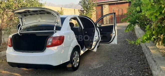 Kia Rio 2011, 301,256 km - 1.4 l - Naxçıvan