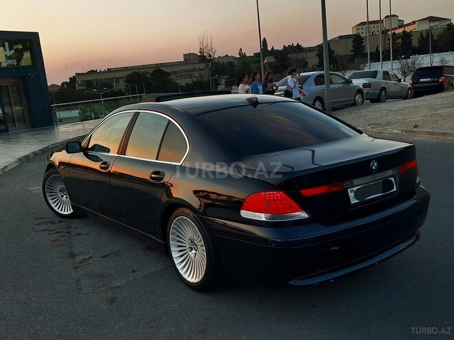 BMW 745 2003, 235,000 km - 4.4 l - Bakı