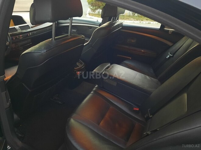 BMW 745 2003, 235,000 km - 4.4 l - Bakı