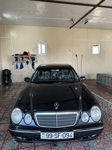 Mercedes E 200 2000, 251,000 km - 2.0 l - Beyləqan