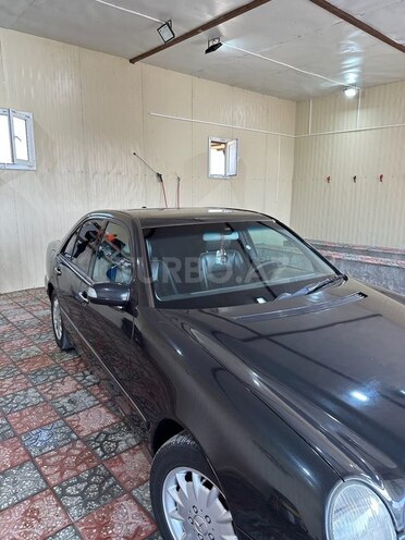 Mercedes E 200 2000, 251,000 km - 2.0 l - Beyləqan