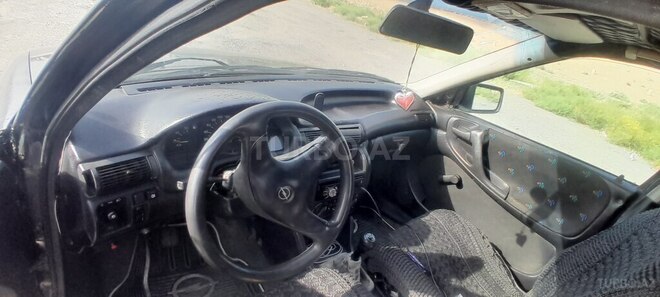 Opel Astra 1994, 285,000 km - 2.0 l - Bakı