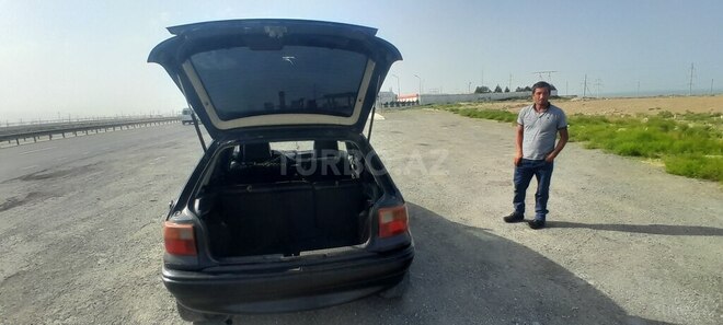 Opel Astra 1994, 285,000 km - 2.0 l - Bakı