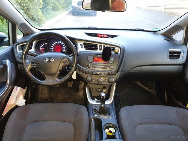 Kia  2014, 189,011 km - 1.4 l - Bakı