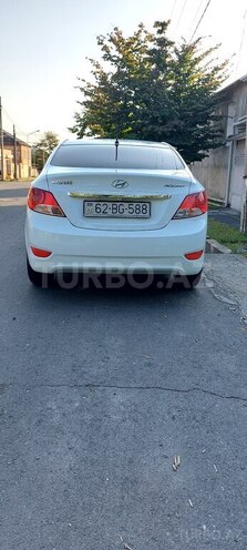 Hyundai Accent 2012, 65,030 km - 1.6 l - Zaqatala