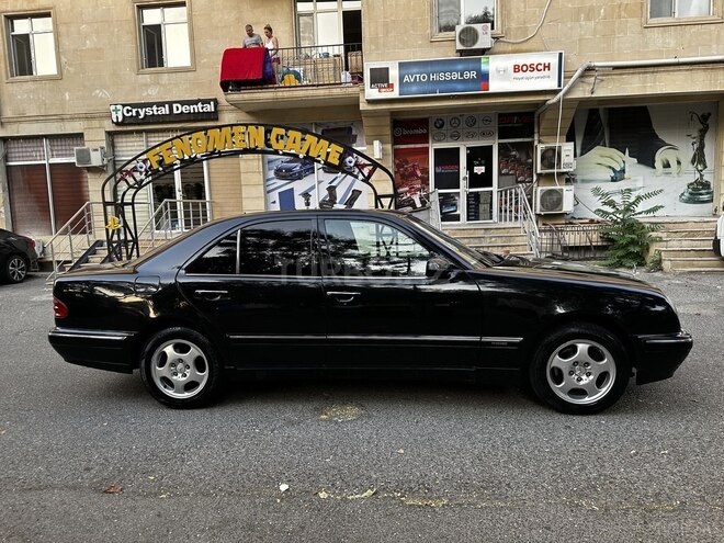 Mercedes E 270 1999, 395,000 km - 2.7 л - Bakı