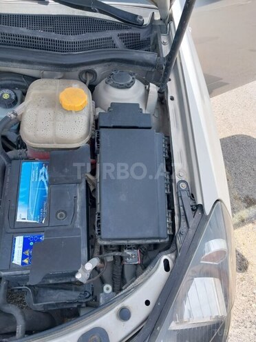 Opel Astra 2010, 178,000 km - 1.4 l - Bakı