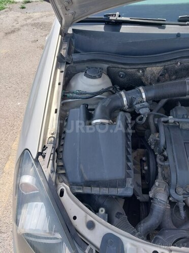 Opel Astra 2010, 178,000 km - 1.4 l - Bakı
