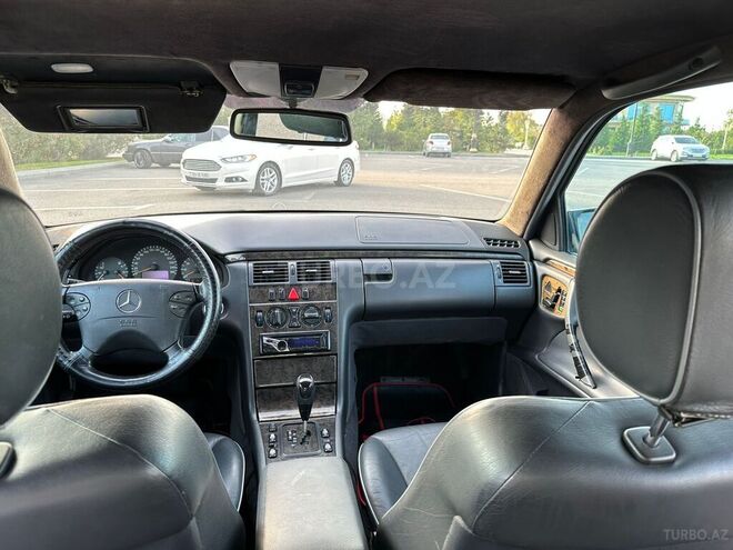 Mercedes E 200 2001, 203,000 km - 2.0 l - Sumqayıt