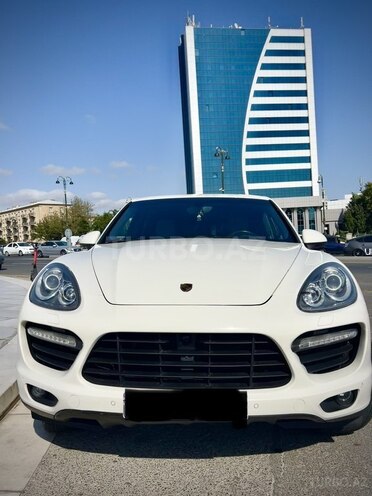 Porsche Cayenne Turbo 2010, 120,000 km - 4.8 l - Bakı