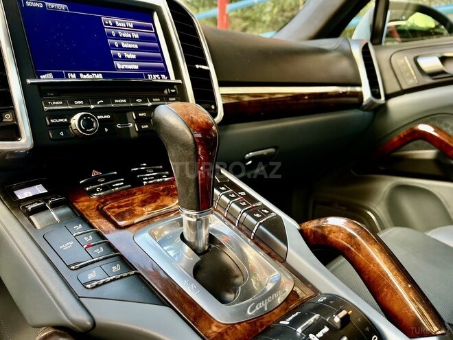 Porsche Cayenne Turbo 2010, 120,000 km - 4.8 l - Bakı