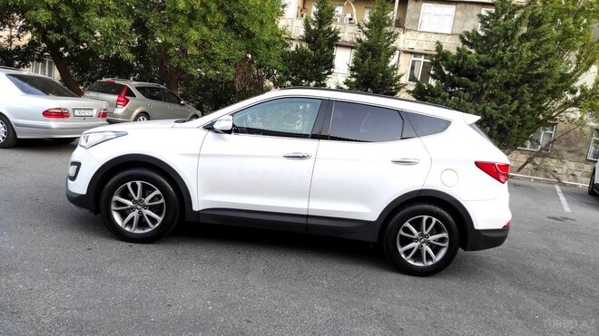 Hyundai Santa Fe 2013, 195,000 km - 2.0 л - Bakı