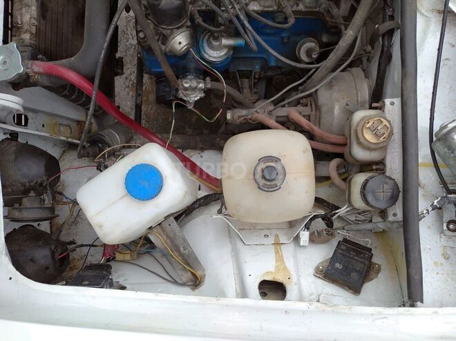 LADA (VAZ) 2106 2005, 40,000 km - 1.6 l - Salyan