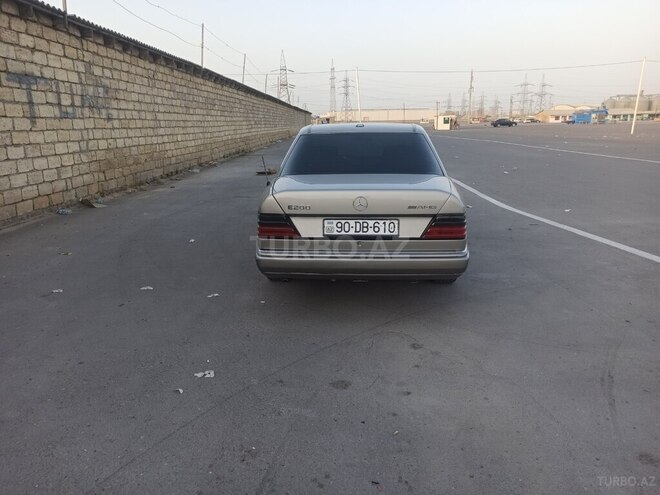 Mercedes E 200 1990, 23,223 km - 2.0 l - Bakı