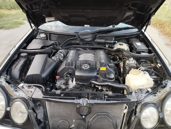 Mercedes E 280 1998, 415,048 km - 2.8 l - Gəncə