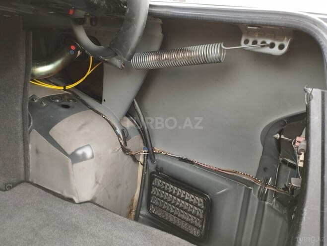 Mercedes E 280 1998, 415,048 km - 2.8 l - Gəncə