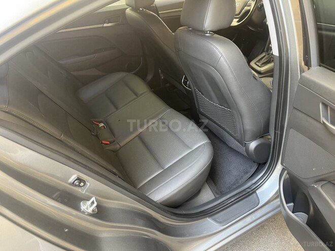 Hyundai Elantra 2017, 50,000 km - 1.6 l - Bakı