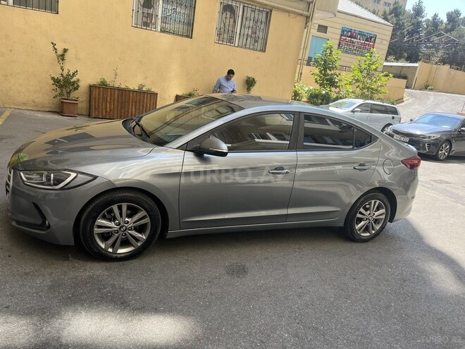 Hyundai Elantra 2017, 50,000 km - 1.6 l - Bakı