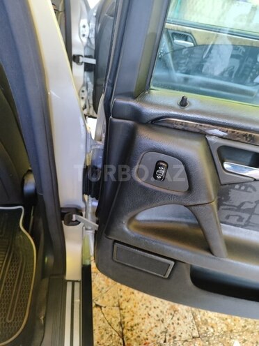 Mercedes E 240 1999, 350,000 km - 2.4 l - Masallı