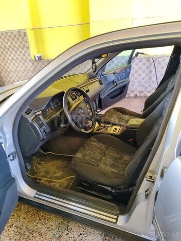 Mercedes E 240 1999, 350,000 km - 2.4 l - Masallı