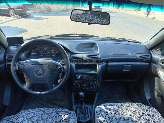 Opel Vectra 1997, 150,000 km - 1.8 l - Bakı