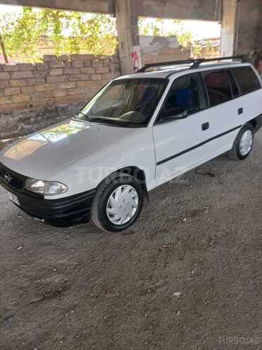 Opel Astra 1995, 267,979 km - 1.6 л - Sumqayıt