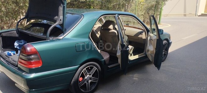 Mercedes C 240 1998, 211,000 km - 2.4 l - Bakı