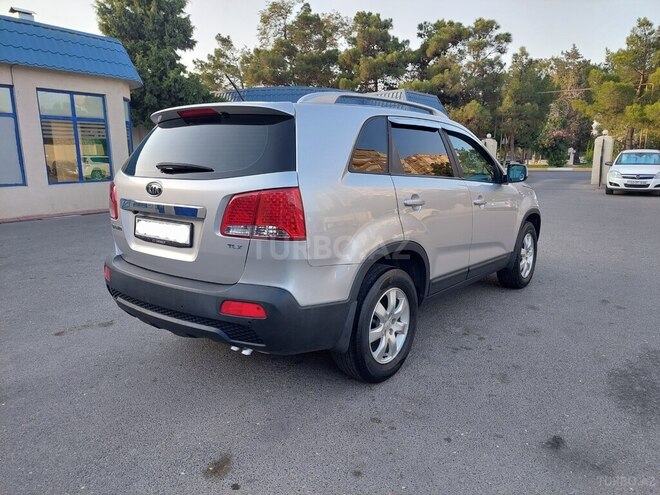 Kia Sorento 2009, 156,000 km - 2.0 л - Sumqayıt