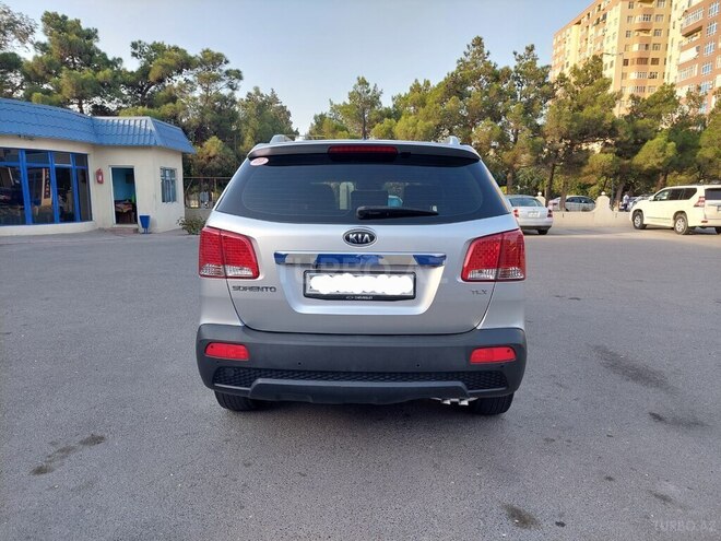 Kia Sorento 2009, 156,000 km - 2.0 л - Sumqayıt