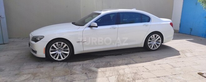 BMW 750 2009, 282,000 km - 4.4 l - Bakı