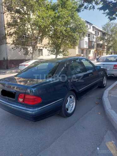 Mercedes E 200 1998, 380,000 km - 2.0 l - Gəncə