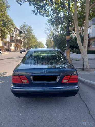 Mercedes E 200 1998, 380,000 km - 2.0 l - Gəncə