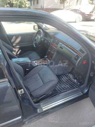 Mercedes E 200 1998, 380,000 km - 2.0 l - Gəncə