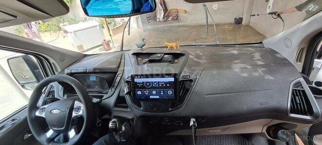 Ford Tourneo Custom 2014, 300,000 km - 2.2 l - Bakı